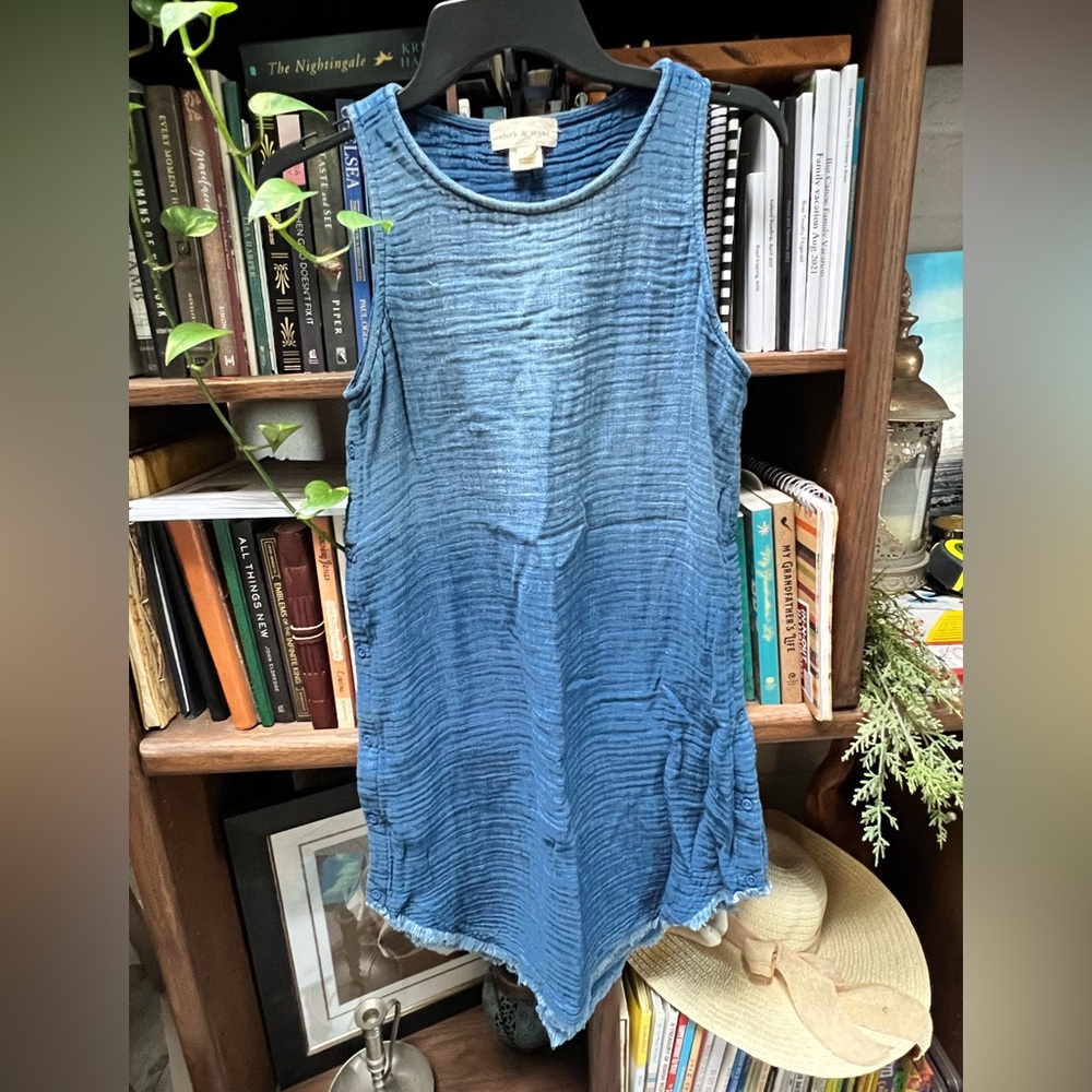 Cloth & Stone shift dress